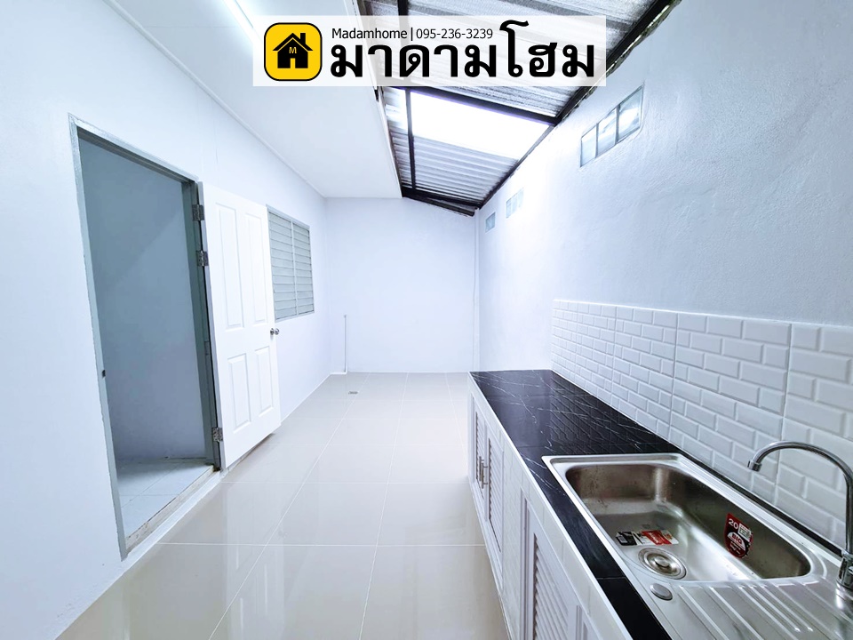 หมู่บ้านศรีทอง คลองพุทรา บางปะอิน มาดามโฮม ขายบ้านมือสองอยุธยา บ้านอยุธยา